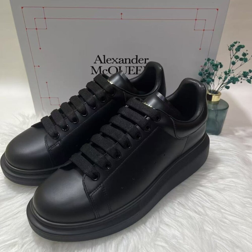 Alexander McQueen Black Men's Sneakers